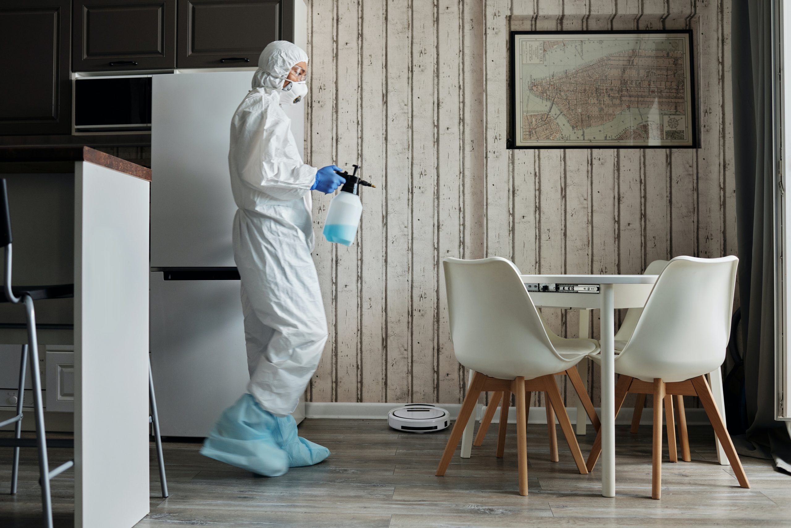 Pandemia COVID-19 a prawa i wolności jednostki